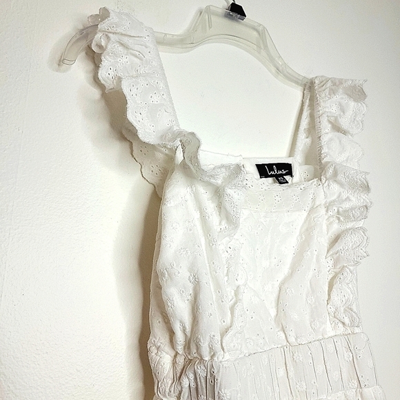 Lulus Dress Women’s XS Flutter Sleeve Lightweight Floral with Ruffled Design - Picture 5 of 15